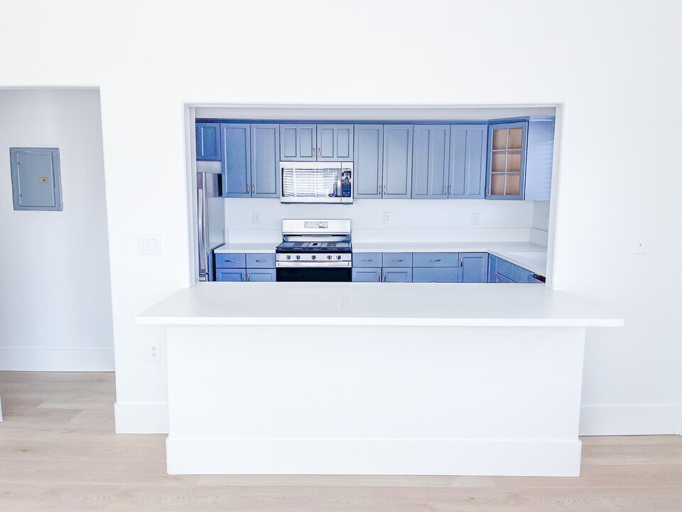 3795 Mission Blvd in San Diego, CA - Building Photo