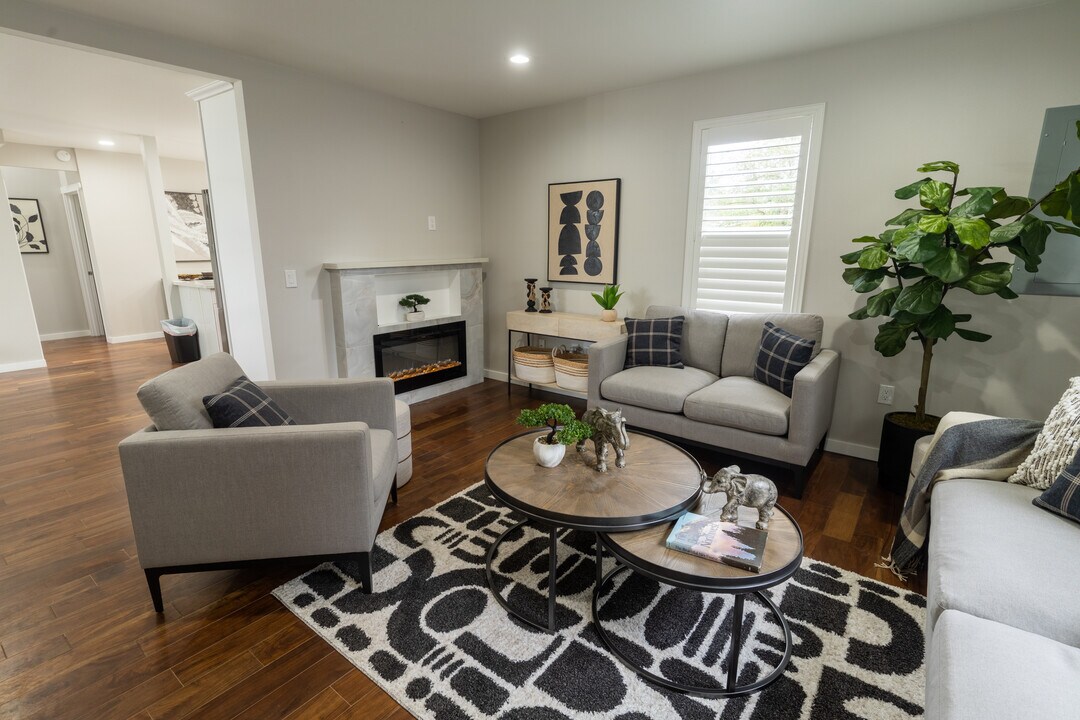 313 119th St S in Tacoma, WA - Building Photo