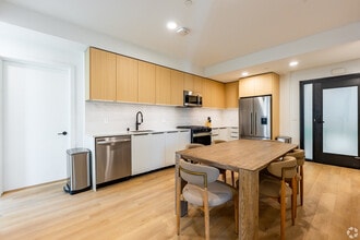 ARC Westwood - Fully Furnished in Los Angeles, CA - Foto de edificio - Building Photo