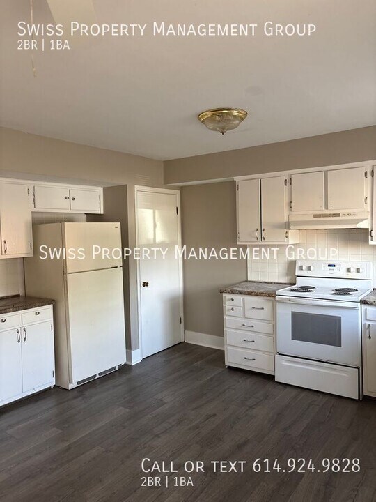 5814 N Meadows Blvd in Columbus, OH - Building Photo
