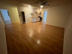 814 E Erna Ave in La Habra, CA - Building Photo