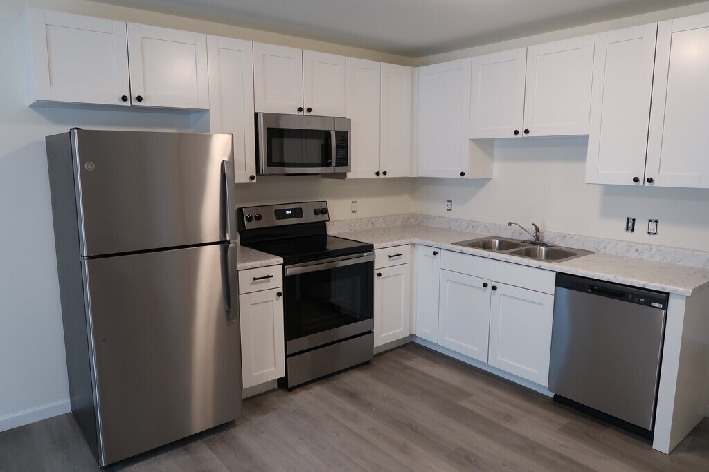 Quail Run Apartments in Moscow Mills, MO