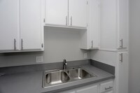 1BR, 1BA - 500 SF - Avenue 64 Apartments in Los Angeles, California