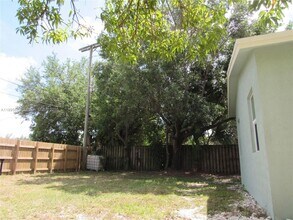 440 NW 15th Ave in Fort Lauderdale, FL - Building Photo - Building Photo