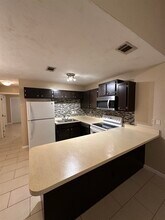 1071 Ocala Rd in Tallahassee, FL - Building Photo - Building Photo