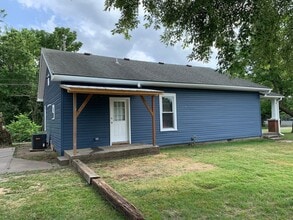 502 E Jefferson St in Pittsburg, KS - Building Photo - Building Photo