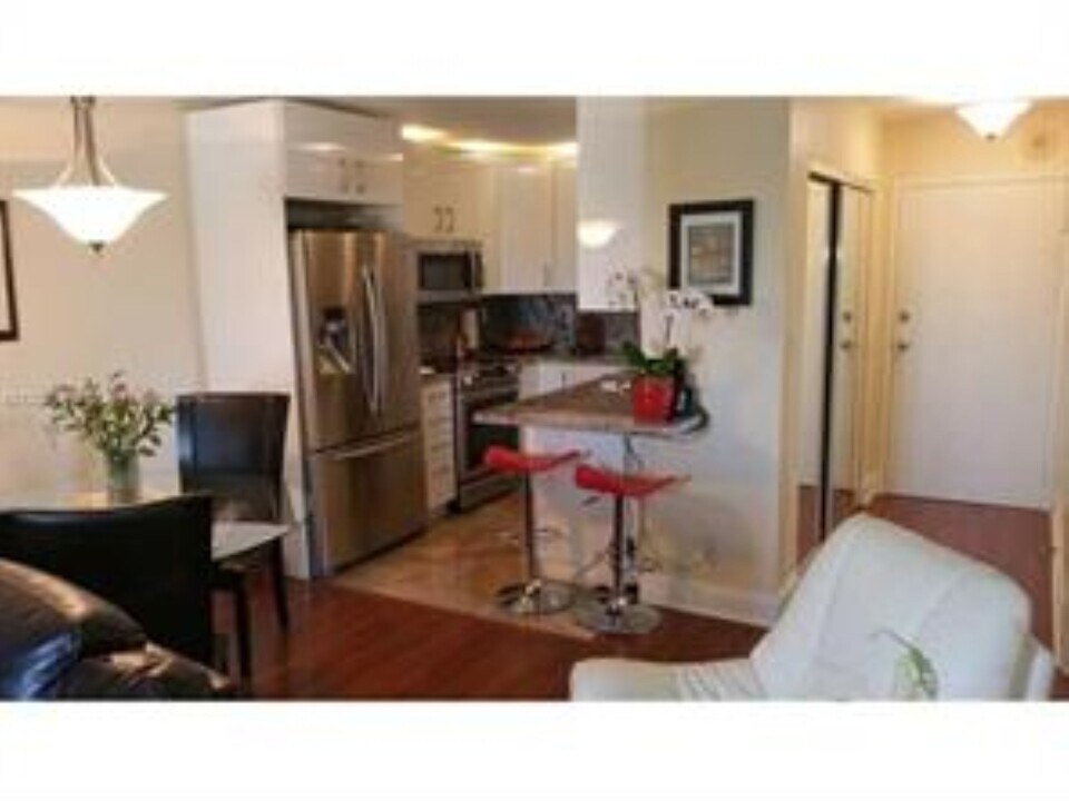900 NE 18th Ave, Unit 505 in Fort Lauderdale, FL - Building Photo