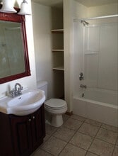 1611 Charles St in La crosse, WI - Foto de edificio - Building Photo