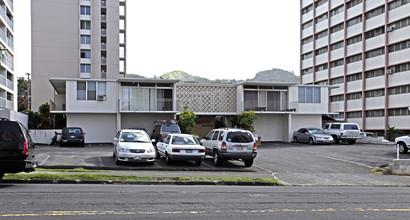 Makiki Apartments in Honolulu, HI - Building Photo - Building Photo