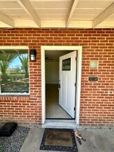 1640 W Osborn Rd, Unit 6 in Phoenix, AZ - Building Photo - Building Photo