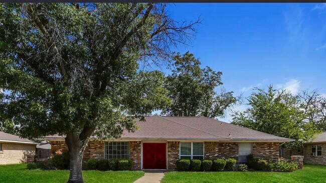 property at 604 Spring Willow Dr