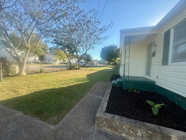 1220 Thelma St in Benton, AR - Building Photo - Building Photo