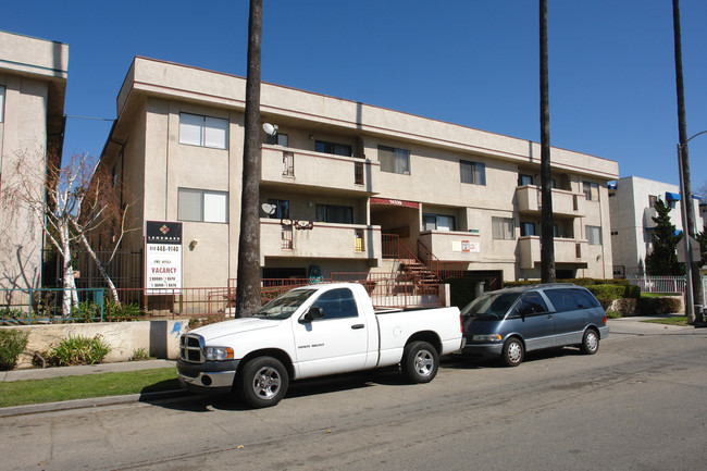 Eastwood Apartments in Van Nuys, CA - Building Photo - Building Photo