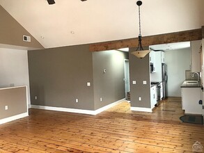 237 Robinson St in Hudson, NY - Building Photo - Building Photo