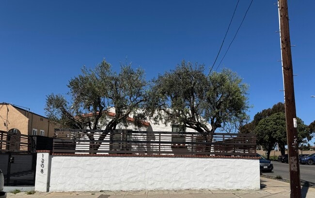 property at 1208 S 32nd St