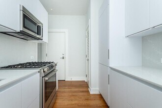 20 Forest St, Unit #22 in Cambridge, MA - Foto de edificio - Building Photo