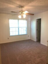 1979 Sara St in Auburn, AL - Building Photo - Building Photo