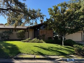 3692 Liscome Way in Concord, CA - Building Photo