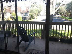 6542 Ocean Crest Dr, Unit B210 in Rancho Palos Verdes, CA - Foto de edificio - Building Photo