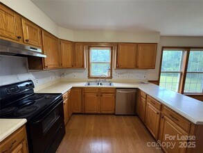 7200 Strawberry Ln in Stanfield, NC - Building Photo - Building Photo