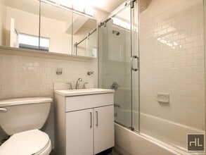 EAST 57 STREET in New York, NY - Building Photo - Building Photo