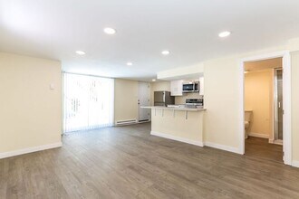 419 W Jefferson St in Media, PA - Building Photo - Building Photo