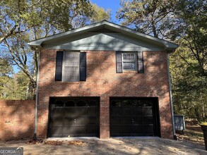 7 Elaine Dr in Newnan, GA - Building Photo - Building Photo