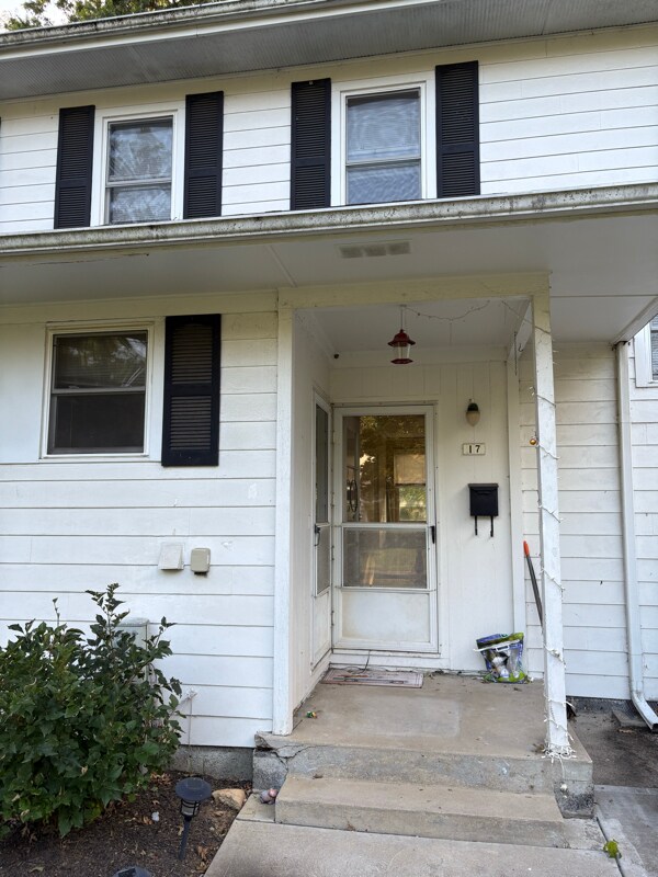 property at 17 Dewitt St