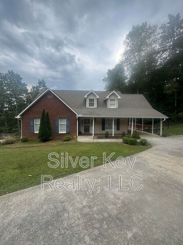 property at 1339 English Ln