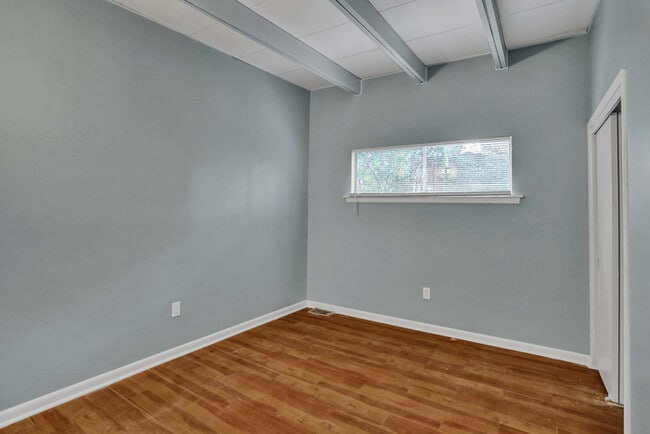 5365 Jamaica Dr in Jackson, MS - Building Photo - Building Photo