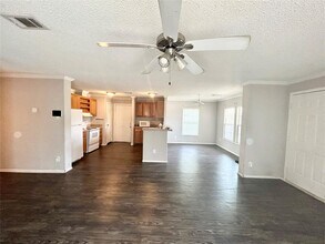 138 Varsity Cir in Huntsville, TX - Building Photo - Building Photo