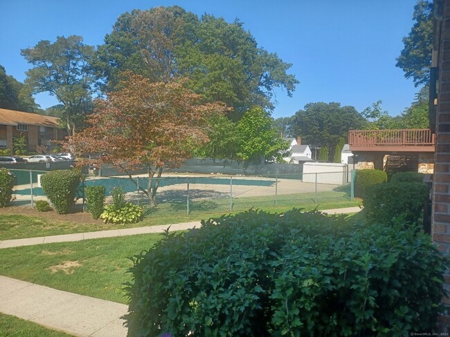 333 Vincelette St in Bridgeport, CT - Foto de edificio - Building Photo