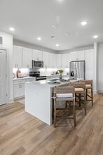 Saltaire Apartment Homes in Santa Rosa Beach, FL - Foto de edificio - Building Photo