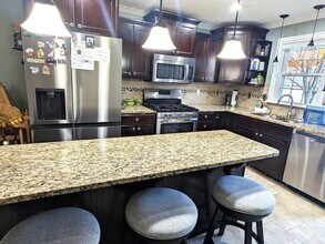 1284 County St, Unit 24 in Attleboro, MA - Foto de edificio - Building Photo