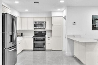 2112 N 14th Terrace in Hollywood, FL - Building Photo - Building Photo