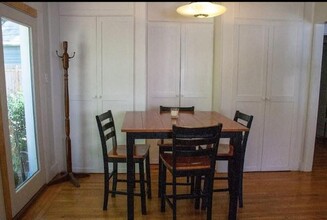 4515 Shoalwood Ave in Austin, TX - Building Photo - Building Photo