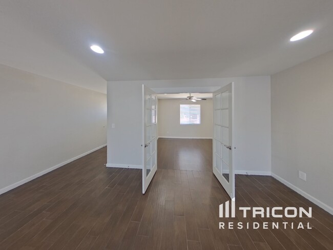 3321 E Anderson Dr in Phoenix, AZ - Building Photo - Building Photo
