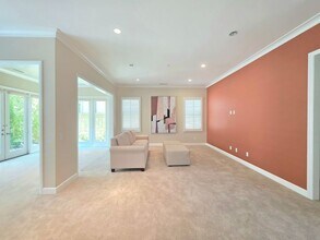 61 Peppermint in Irvine, CA - Building Photo - Building Photo