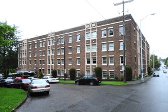 Park Vista in Seattle, WA - Building Photo - Building Photo