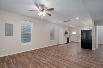 316 S Hampton Ave in Springfield, MO - Foto de edificio - Building Photo