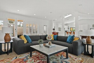 48721 Santa Ursula St in La Quinta, CA - Building Photo - Building Photo