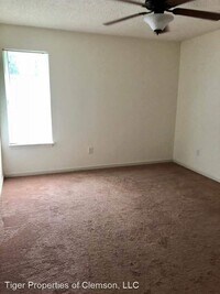 108 Pine Ridge Ln photo'