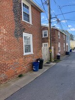 123 Hemlock Aly in West Chester, PA - Building Photo