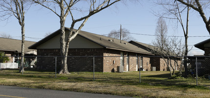 Donaldsonville Seniors Apartments in Donaldsonville, LA - Building Photo - Building Photo