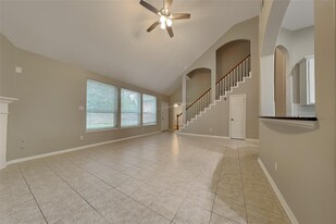 6731 Auburn Oak Trail in Humble, TX - Foto de edificio - Building Photo