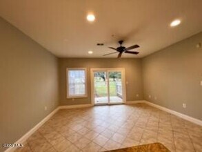 21 Carr Rd in Saratoga Springs, NY - Building Photo - Building Photo