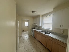 813 Poplar Dr in Valdosta, GA - Building Photo - Building Photo