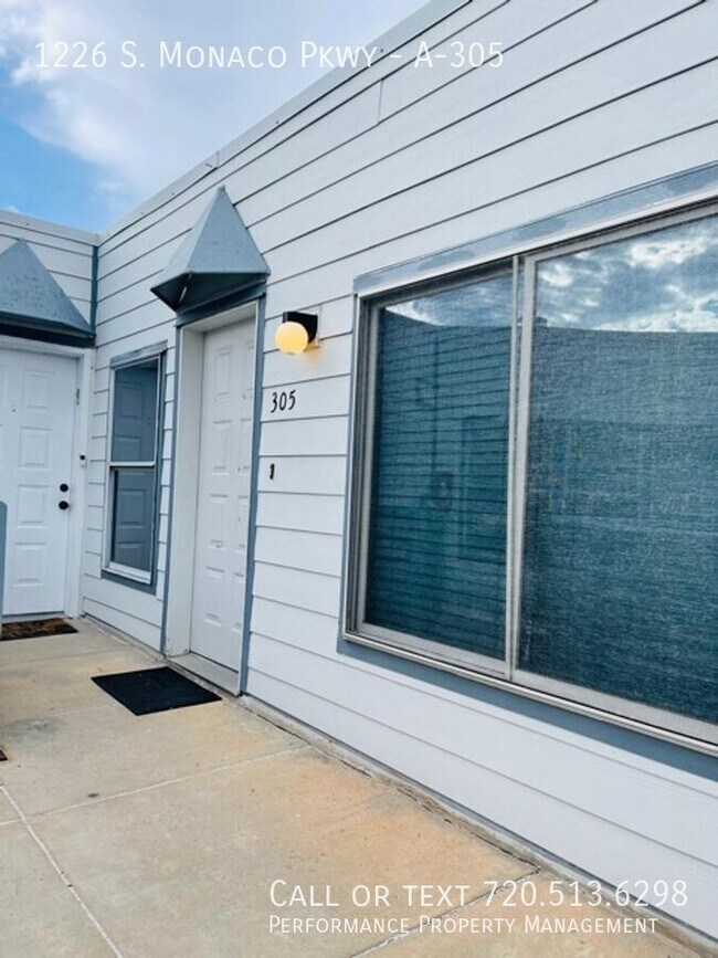 1226 S Monaco St Pkwy in Denver, CO - Building Photo - Building Photo