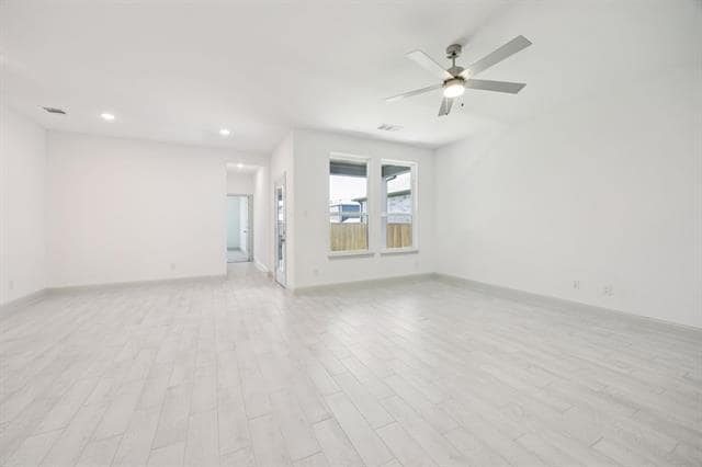 property at 606 Aroco Bnd