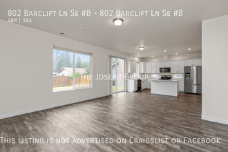802 Barclift Ln SE, Unit 802 Barclift Ln Se #B in Tumwater, WA - Foto de edificio - Building Photo